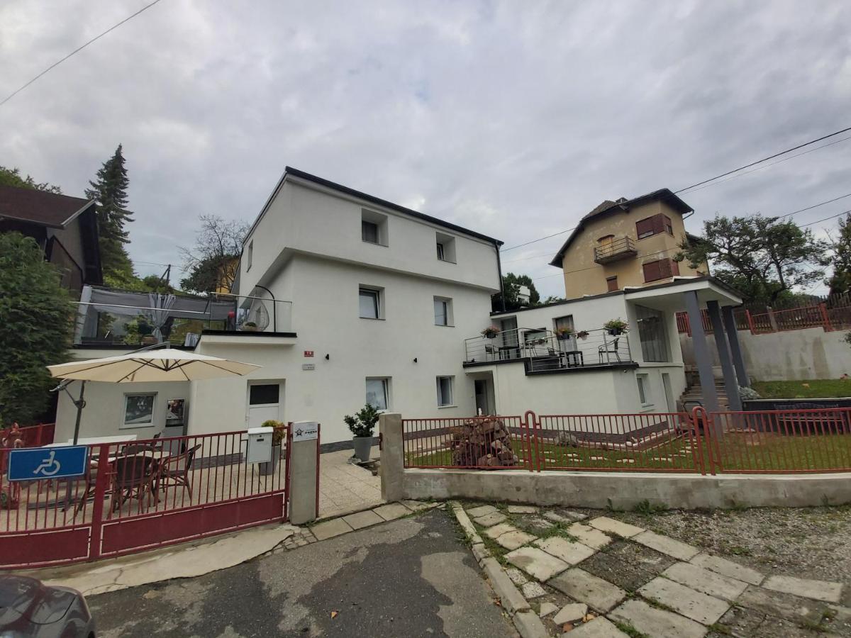 Panda Rooms Marburg Exterior foto