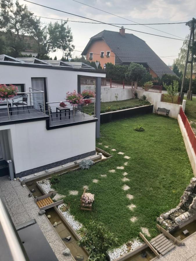 Panda Rooms Marburg Exterior foto