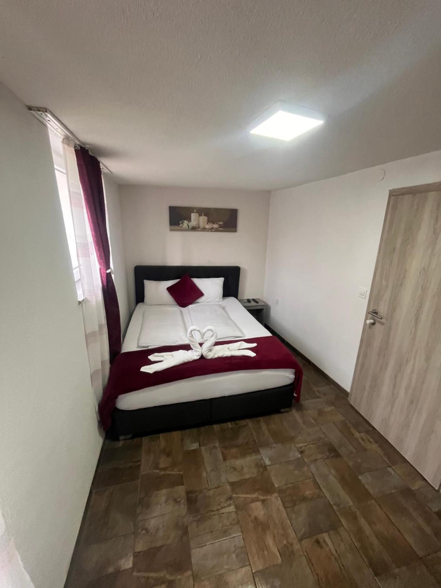 Panda Rooms Marburg Exterior foto